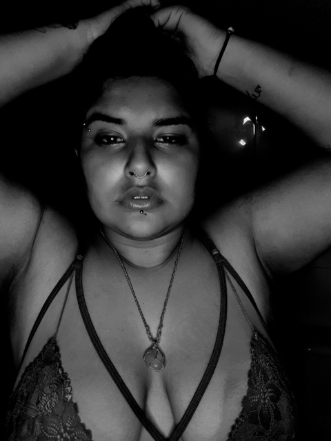 Lady Stefany @devilady cover picture