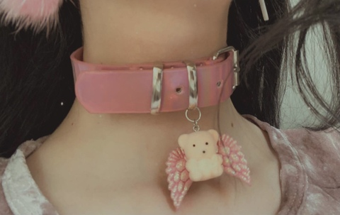 Dom @em0bbygrl cover picture