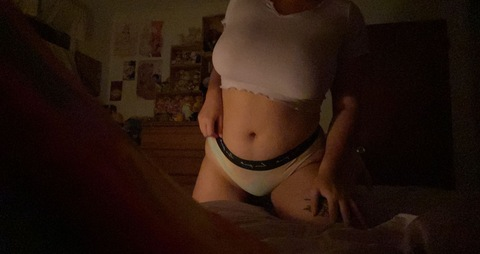 e.k.g @emilia4 cover picture