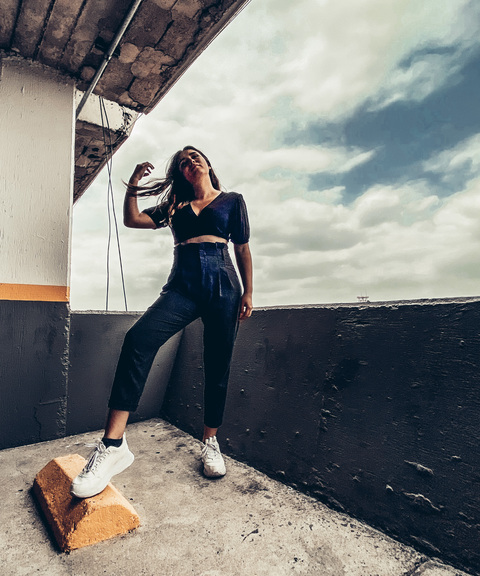 Emilia @emiliamx cover picture