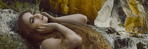 Emily Hamilton @emilyjezebelle cover picture