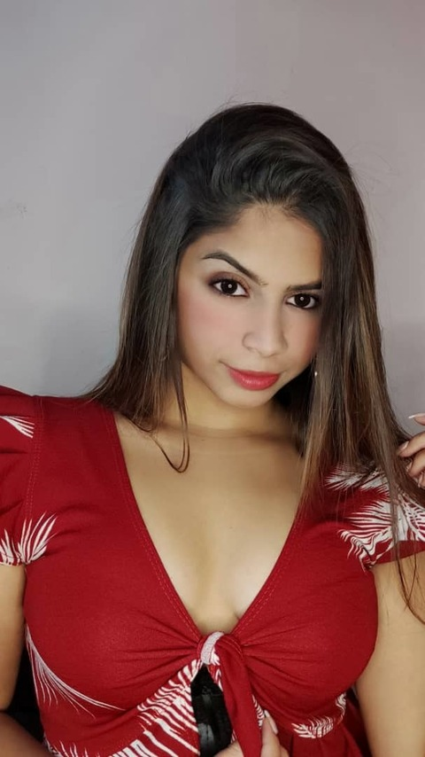 Emma Ruby @emmaruby cover picture