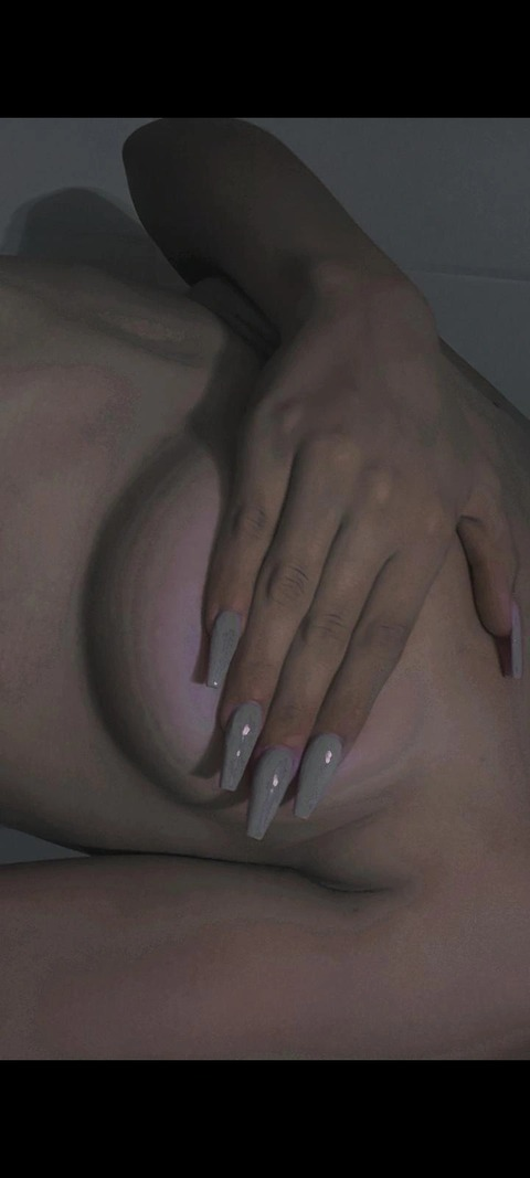 Esmeralda @esmesosa cover picture