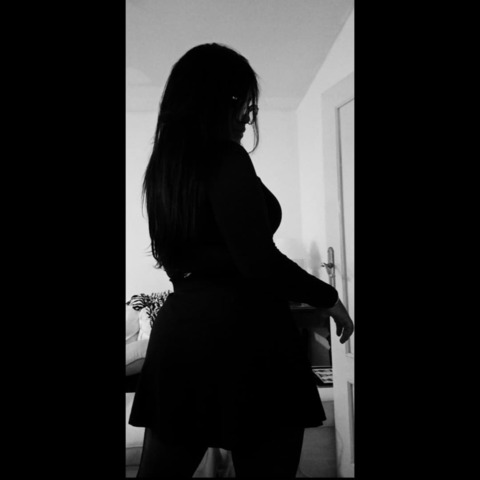 Estefamía 🌹 @estefamia cover picture