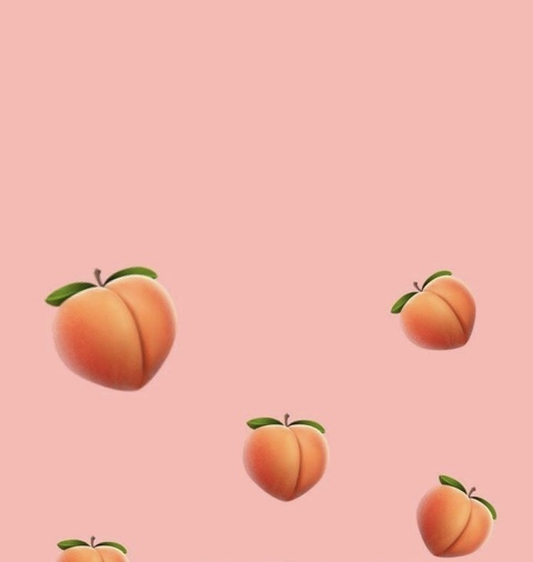 Evie @eviethepeach777 cover picture