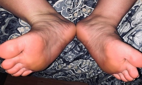 Goddess Kaleigh @footgodkal cover picture