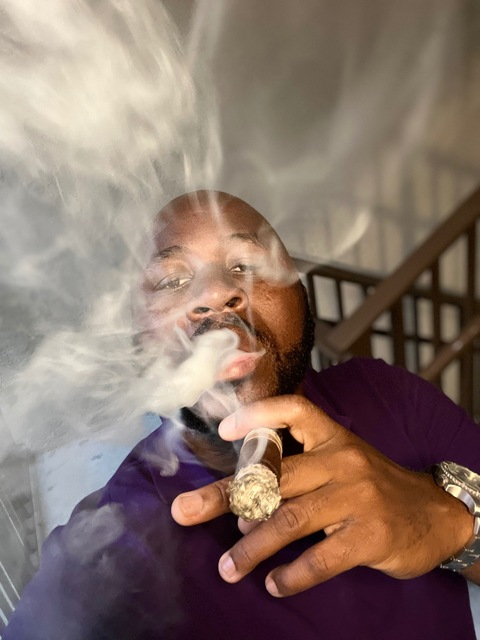 Frankyyy Berry @freakberry cover picture