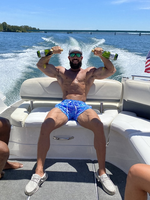 Andrew Galanga @galangaaa cover picture