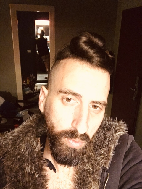 Gal Yossi Lemberg @galyoss cover picture