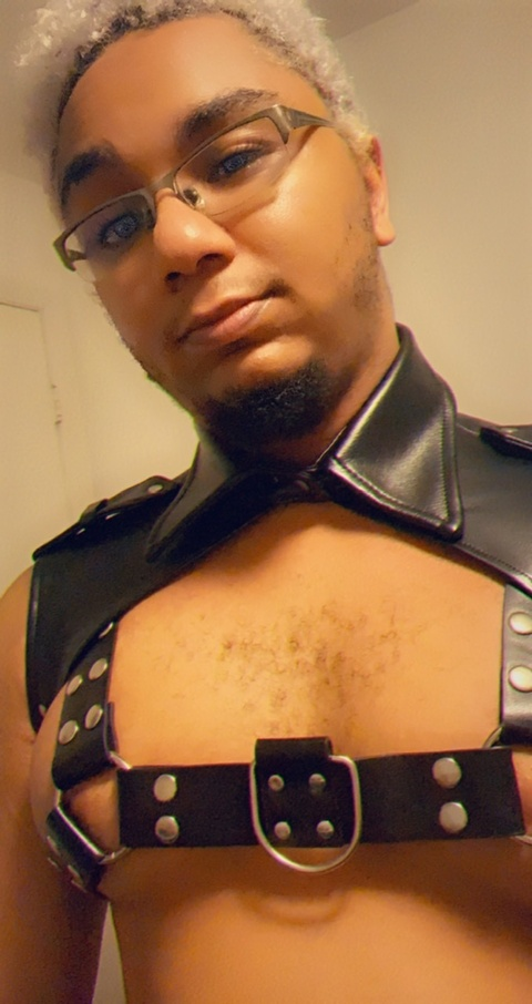 GayBoi @gayboi02201999 cover picture