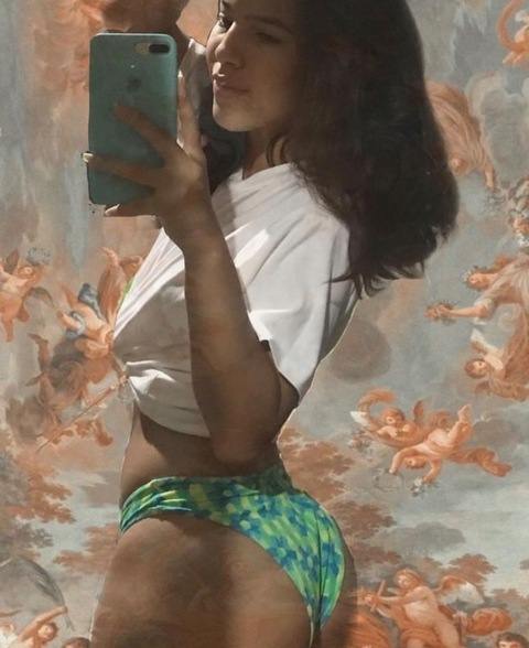 Gemita Navia @gemitanavia cover picture