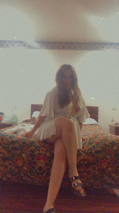 Hannah @hannahrdz cover picture