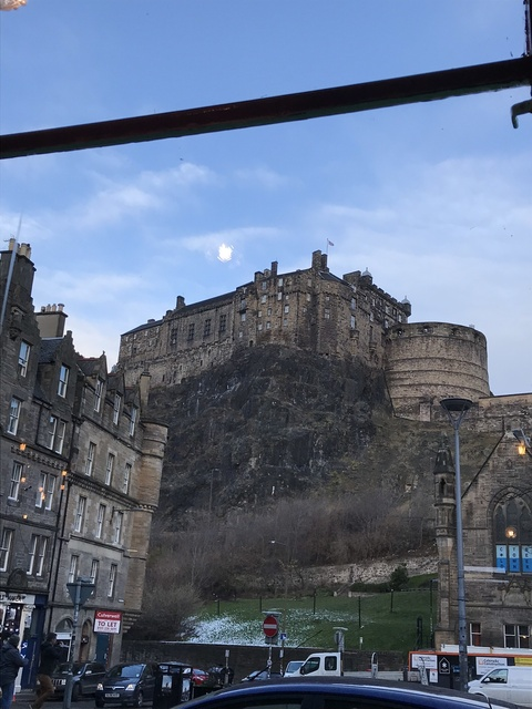 Henry McGinn @henryraa cover picture