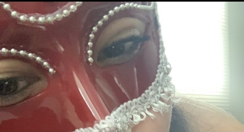 HisNaughtyBella @hisnaughtybella cover picture