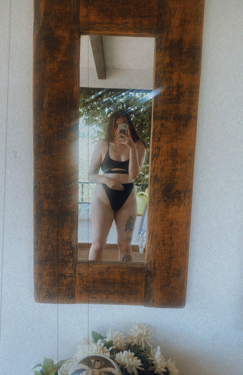 Chloe @hoecloe cover picture