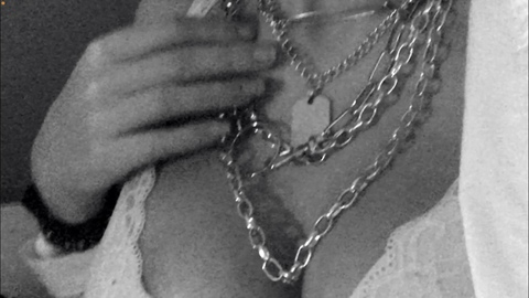 Holland @holl0land cover picture