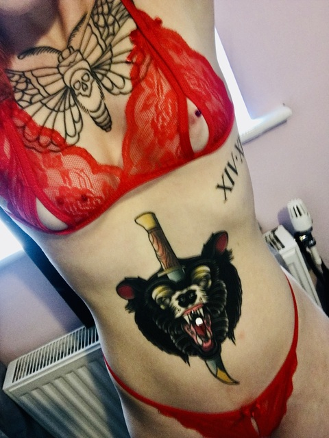 kiesha valentine @honeykvalentine cover picture