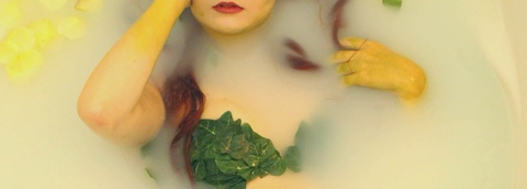 Nat @itsahorr cover picture