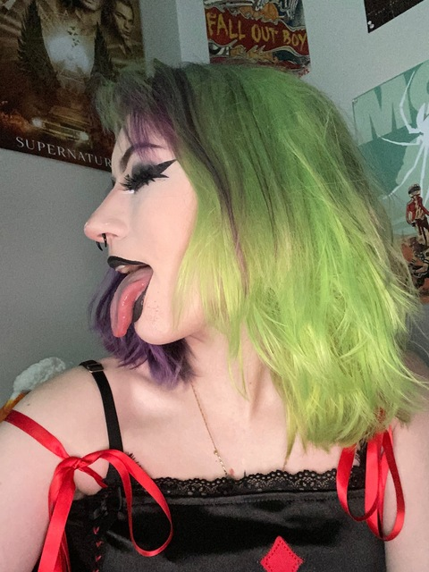 ItsDestiel @itsdestiel cover picture