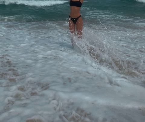 Mia @itsmia777 cover picture