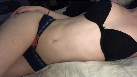 Ivy @ivymae023 cover picture