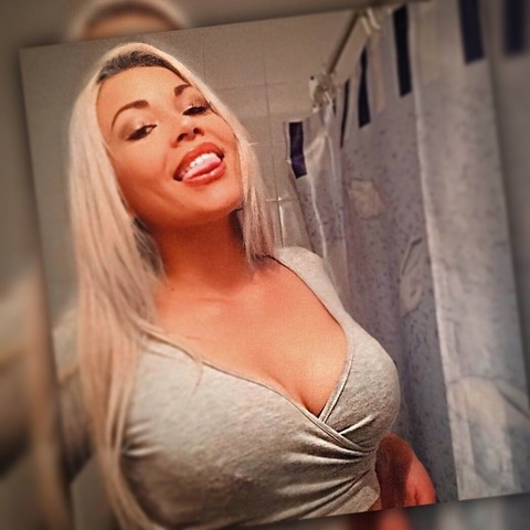 Jaquelin Barrientos @jacqui07 cover picture