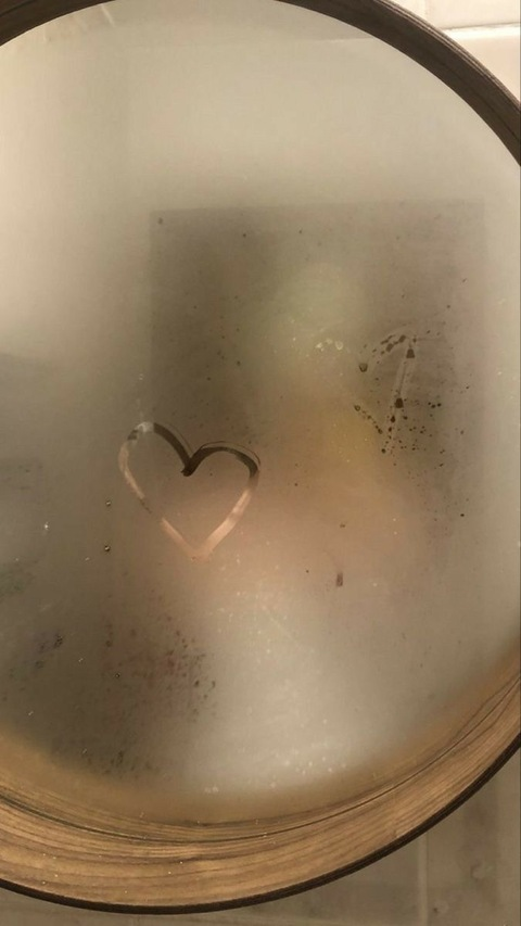 Jezebel @jeezeebel cover picture