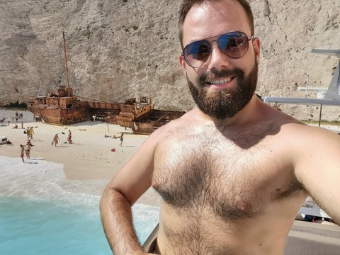 D @jimmisthess cover picture