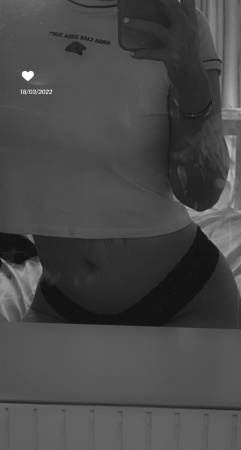 J x @js_99x cover picture