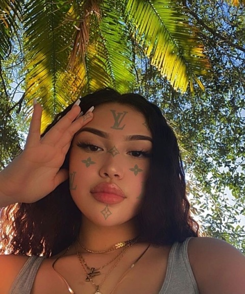 Jocy Figueroa🤍 @juicyjocy13 cover picture