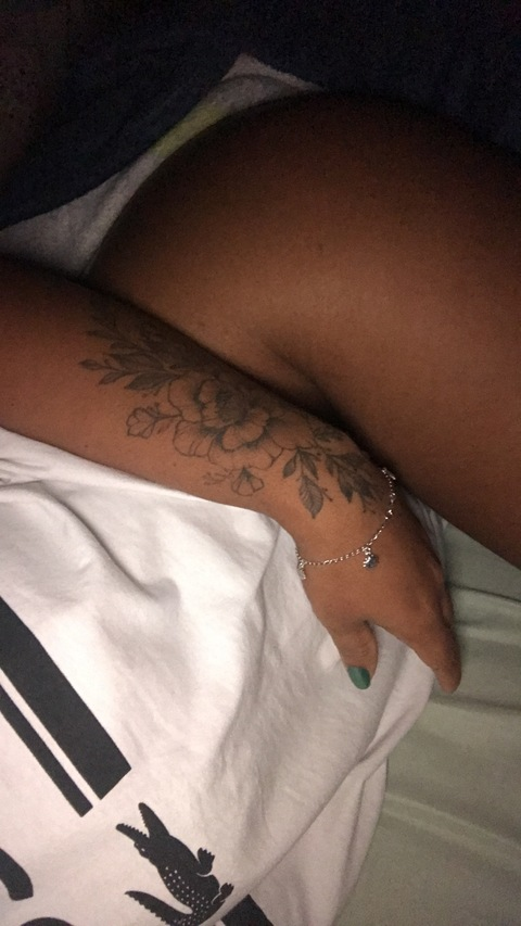 Juli @juli-free cover picture