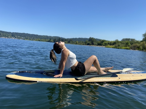 Juliet G @julietwithoutromeo cover picture