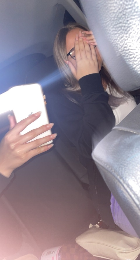 SarahLove @justarandomgirl cover picture