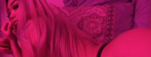 Karmen @kartierkitty cover picture