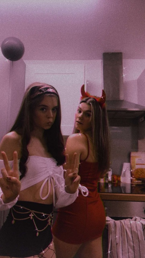 kate @katedaisy cover picture