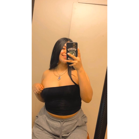 Katherine @kathemartinez cover picture