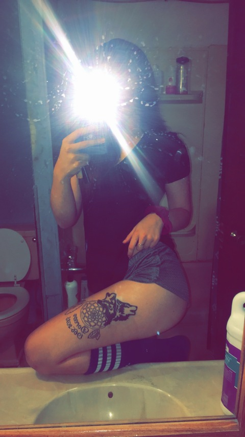 Kat @katjahn02 cover picture