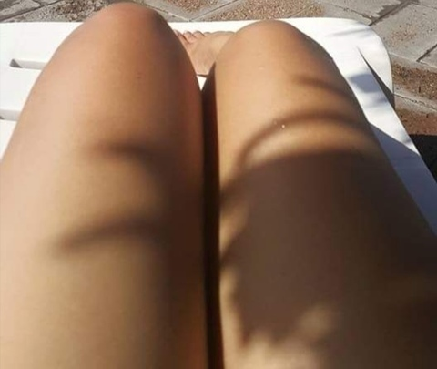 kelly @kellyarieta cover picture