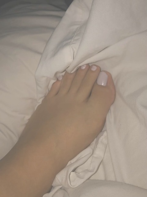 Kenia G @keniag cover picture