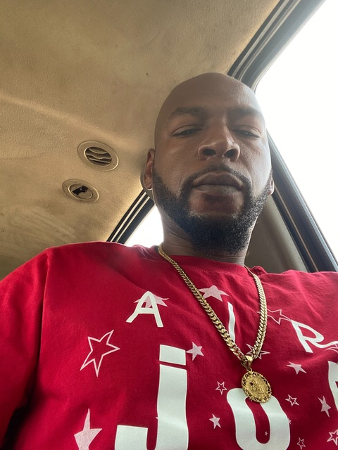 Kingkong1738 @king1grease cover picture