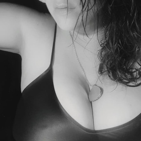 Lady @ladyonyx99 cover picture