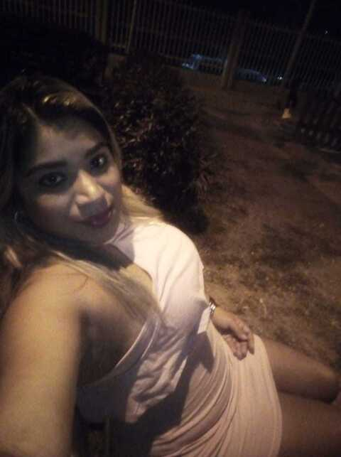 Alejandra Mendoza @lanegra87 cover picture