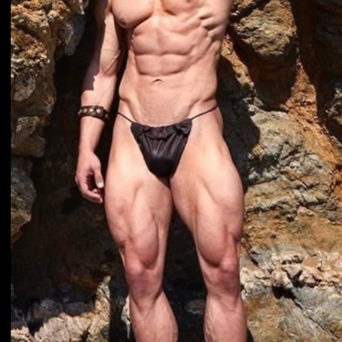 Leonreid! 9inchesofdreams @leonreidyourfantasy cover picture