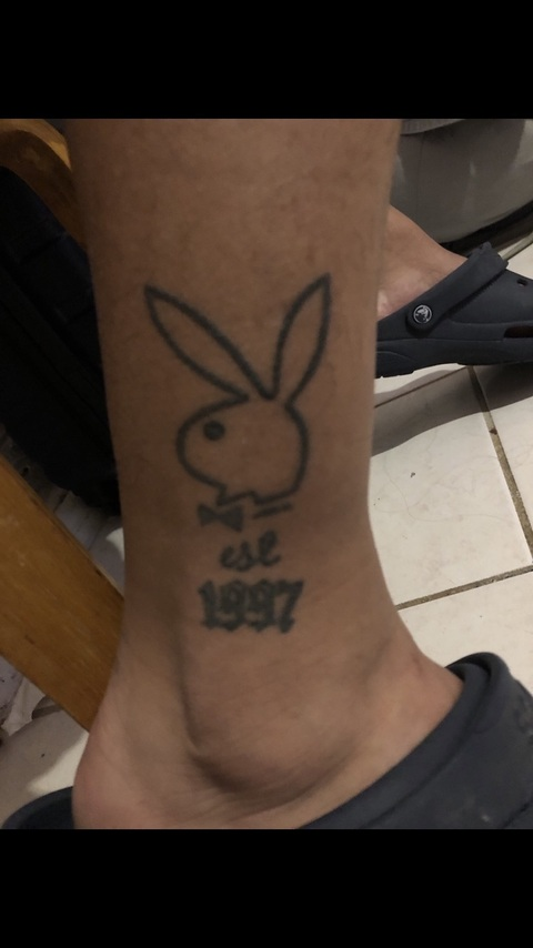 Leoooo04 @leoooo04 cover picture