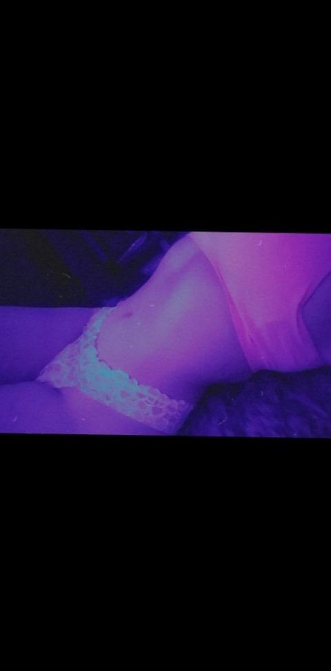 Lexi @lexi_lxv cover picture