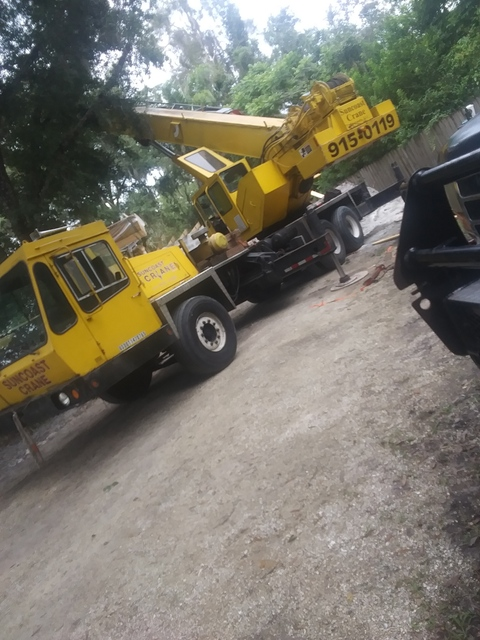 Lheureux @lheureux cover picture