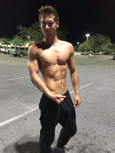 Liam Hungsworth @liamhungsworth cover picture