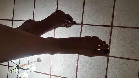 Cecelia @lifesoles cover picture