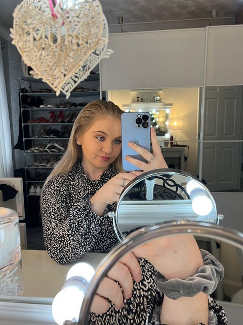 AJ @lilajbby cover picture