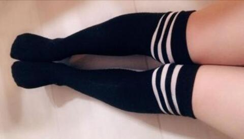 Emy @lilemy cover picture